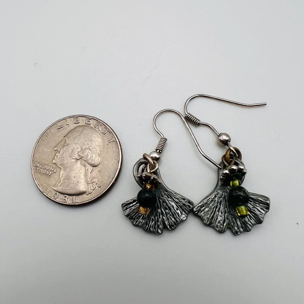 Vintage Silver Tone Ginkgo Leaf Dangle Earrings with Green Black Beads Boho
